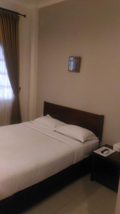 Helena Guest House 말랑 외부 사진