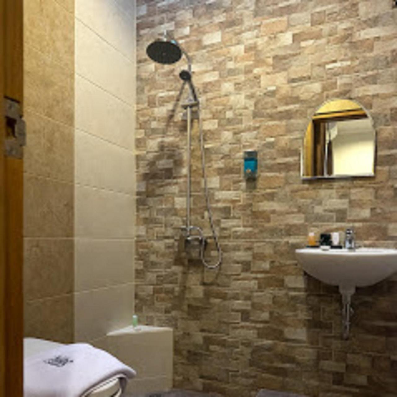 Helena Guest House 말랑 외부 사진