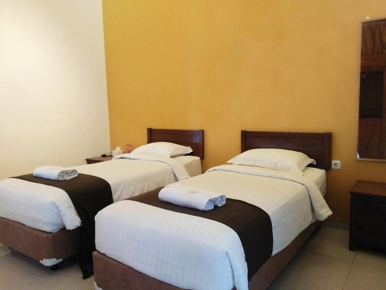 Helena Guest House 말랑 외부 사진
